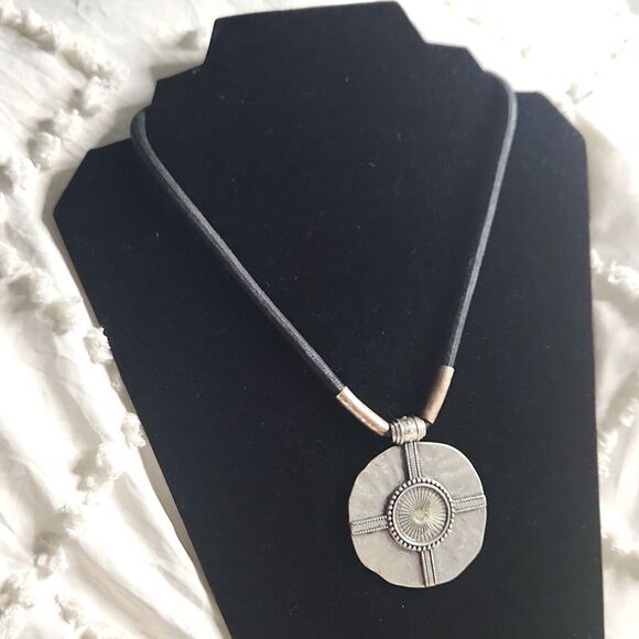 Boho Tribal Statement Pendant Necklace - Picture 3 of 5